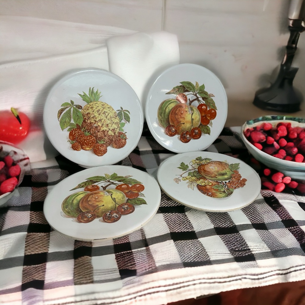 Set Of 4 H & R Johnson Ceramic Tile Plaque Coaster Hot Pad. Fruit Decor 6”Across